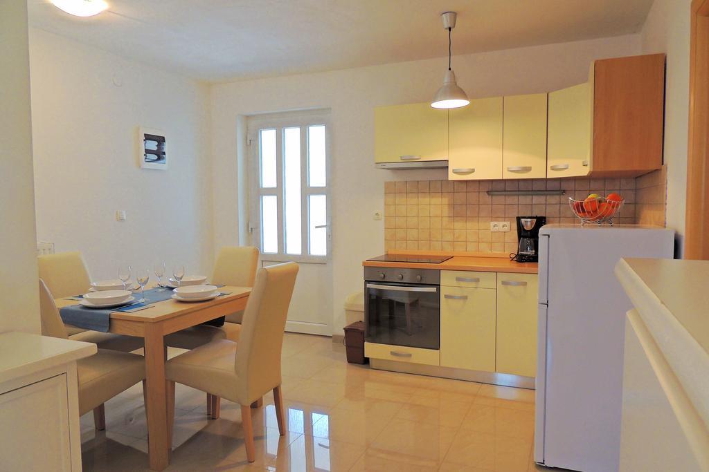 Private Accommodation Kirincic Vrh  Buitenkant foto