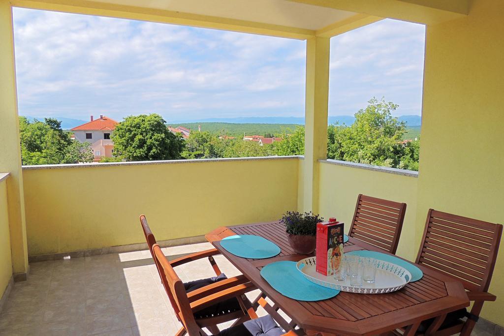 Private Accommodation Kirincic Vrh  Buitenkant foto